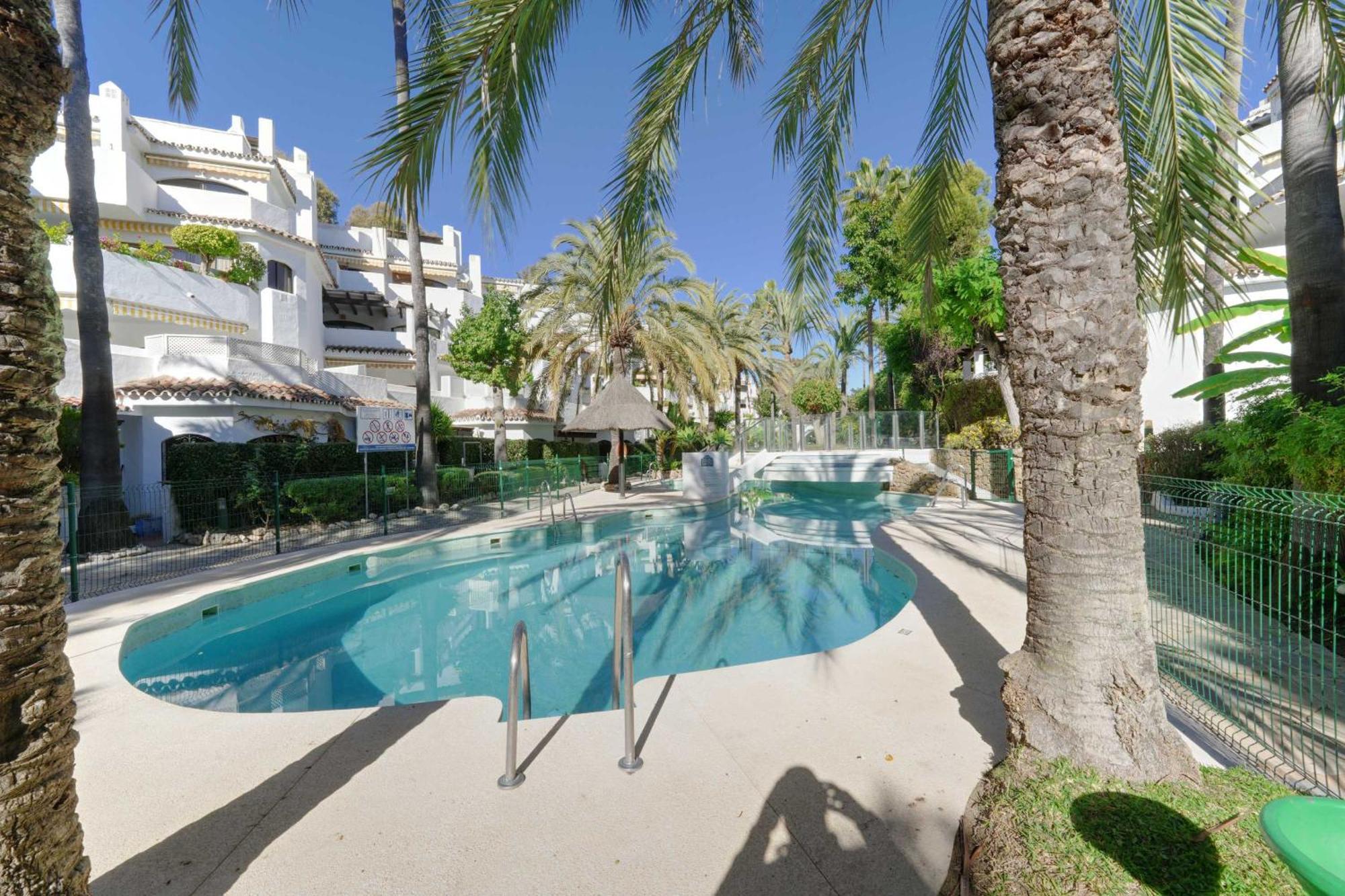 1104 First Line Beach Apartment Golden Beach Pool Marbella Luaran gambar